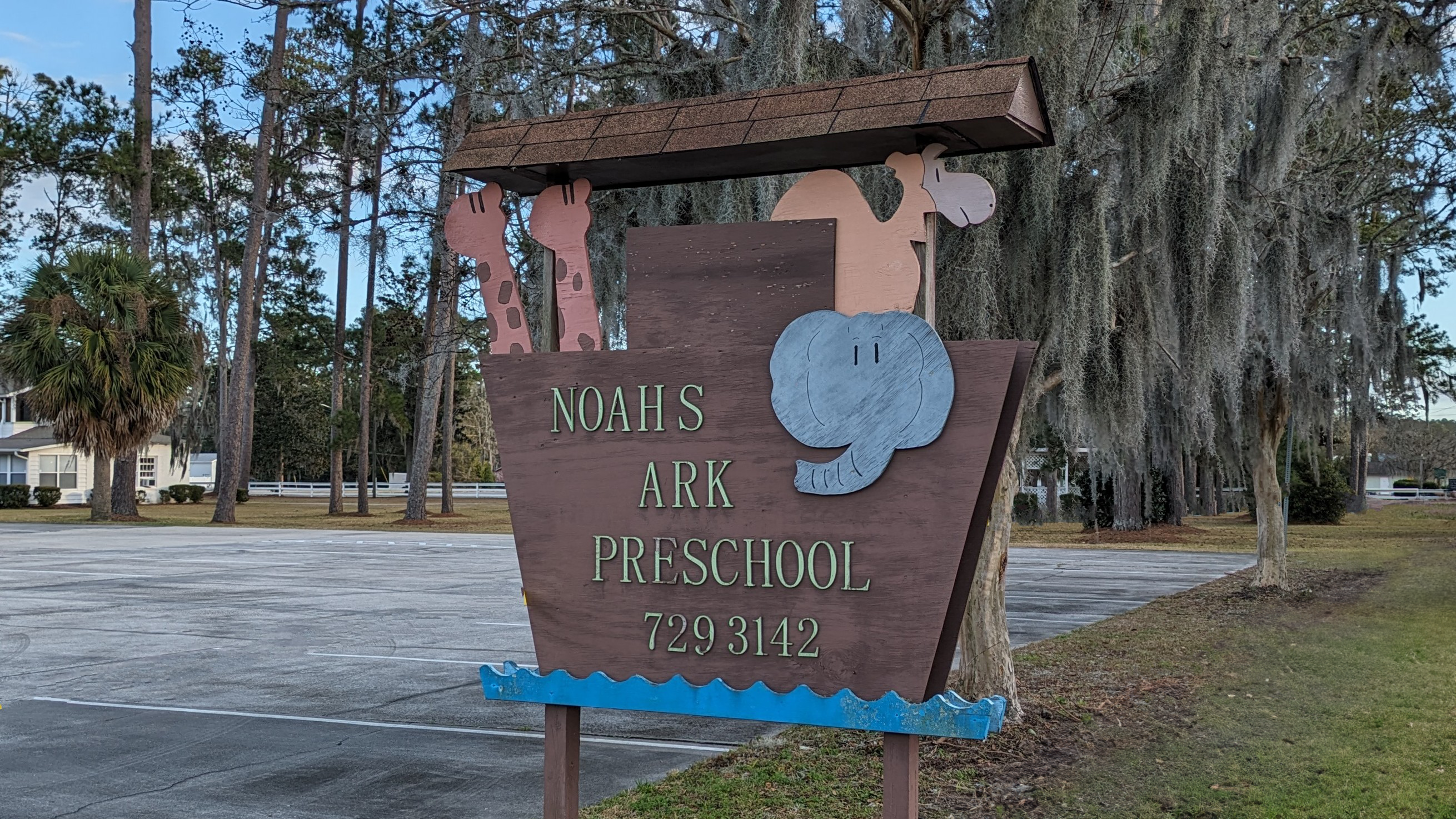 Noah'sArkSignPXL_20240124_215545919.MP~2 Noah'sArkSignPXL_20240124_215545919.MP~2